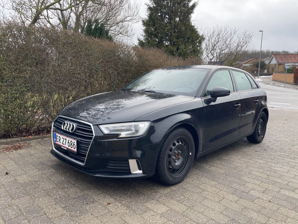 Audi A3 1,6 TDi 116 Sport Sportback S-tr. 5d
