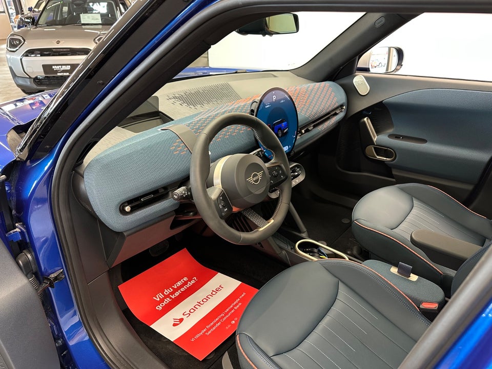 MINI Aceman E Favoured Trim L 5d