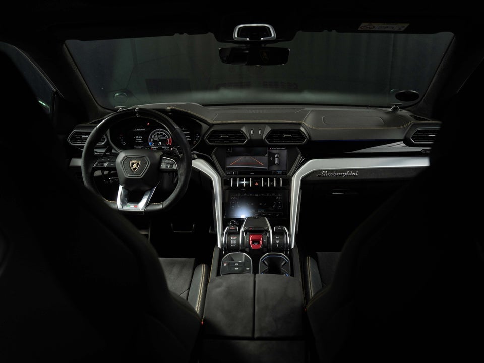 Lamborghini Urus 4,0  5d