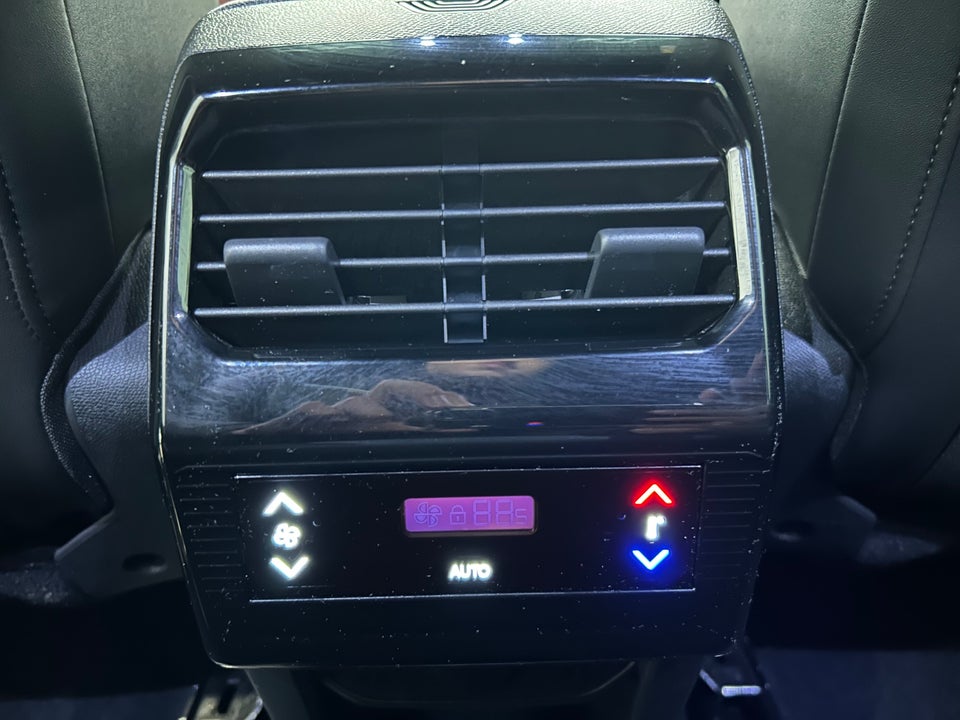 Peugeot e-5008 77 Allure Pack 7prs 5d