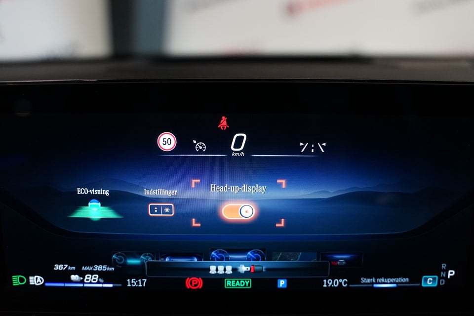 Mercedes EQB300 AMG Line 4Matic 5d