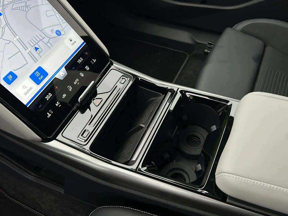 Ford Explorer 82 Select Extended Range 5d