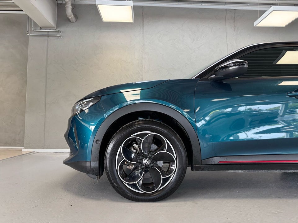 Alfa Romeo Junior Elettrica Speciale 5d