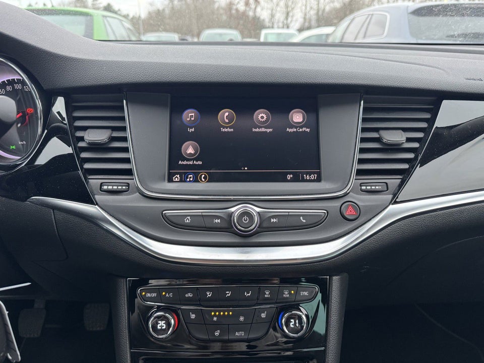 Opel Astra 1,2 T 110 Elegance 5d