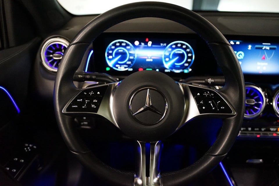 Mercedes EQB250+ Progressive Advance Plus 5d