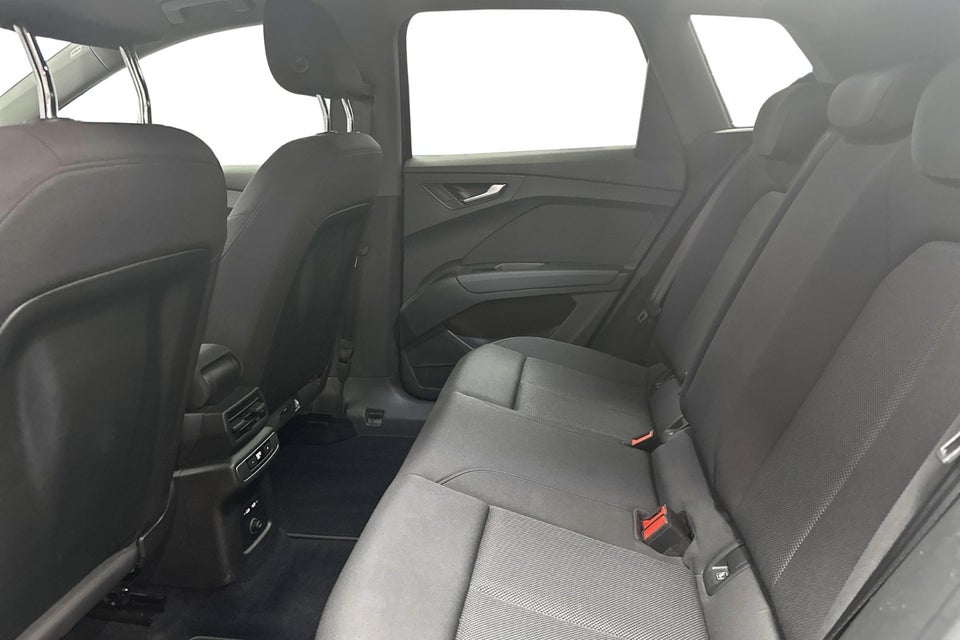 Audi Q4 e-tron 40 Attitude S-line 5d