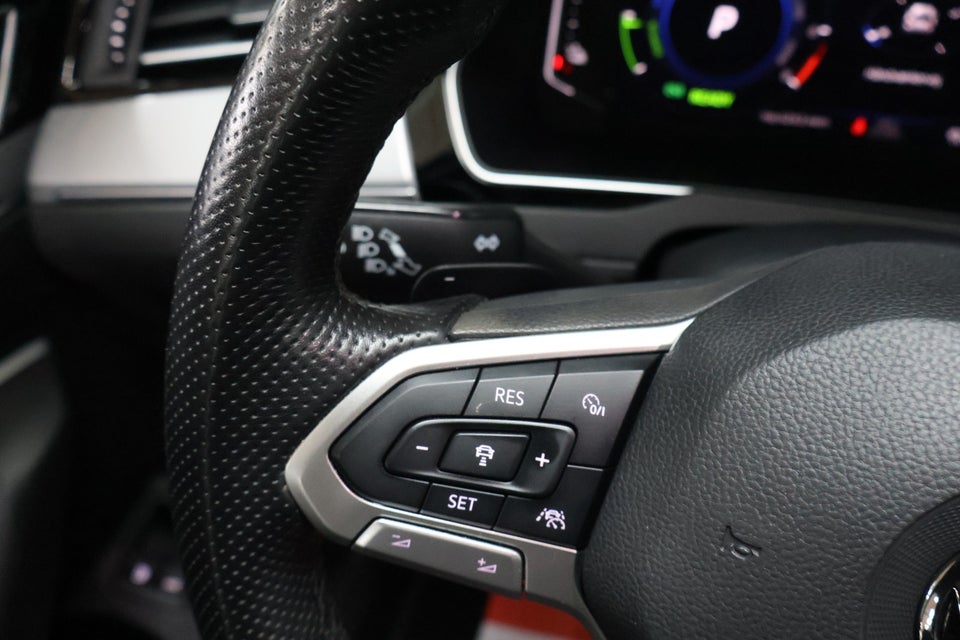 VW Passat 1,4 GTE Variant DSG 5d