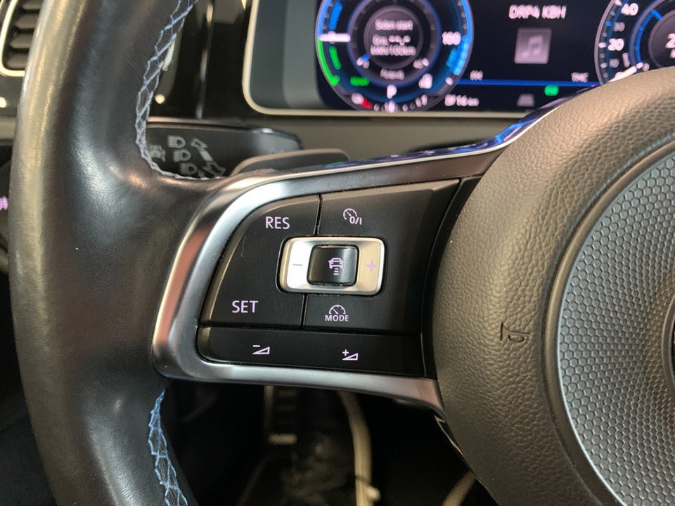 VW Golf VII 1,4 GTE DSG 5d