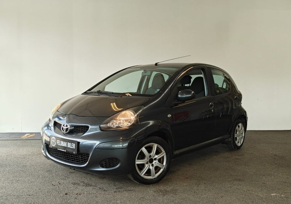 Toyota Aygo 1,0 Plus 5d