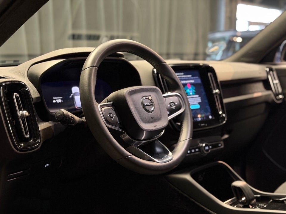 Volvo XC40 ReCharge Plus 5d