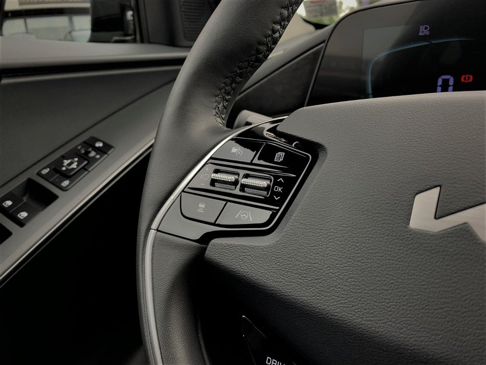 Kia Niro 1,6 PHEV Prestige DCT 5d