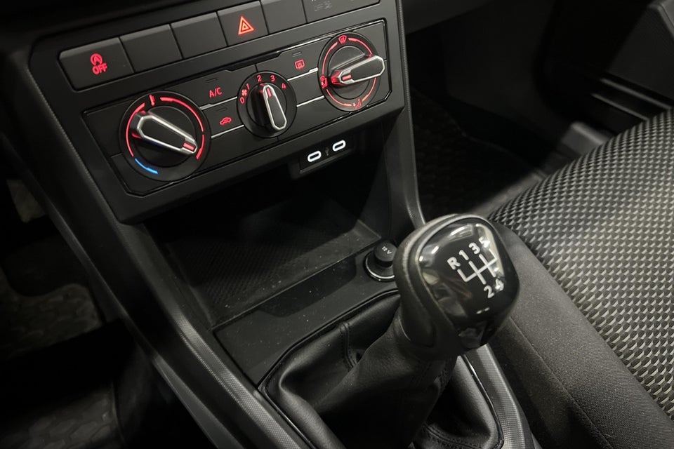 VW T-Cross 1,0 TSi 95 5d