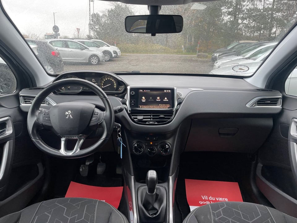 Peugeot 2008 1,2 VTi 82 Active 5d