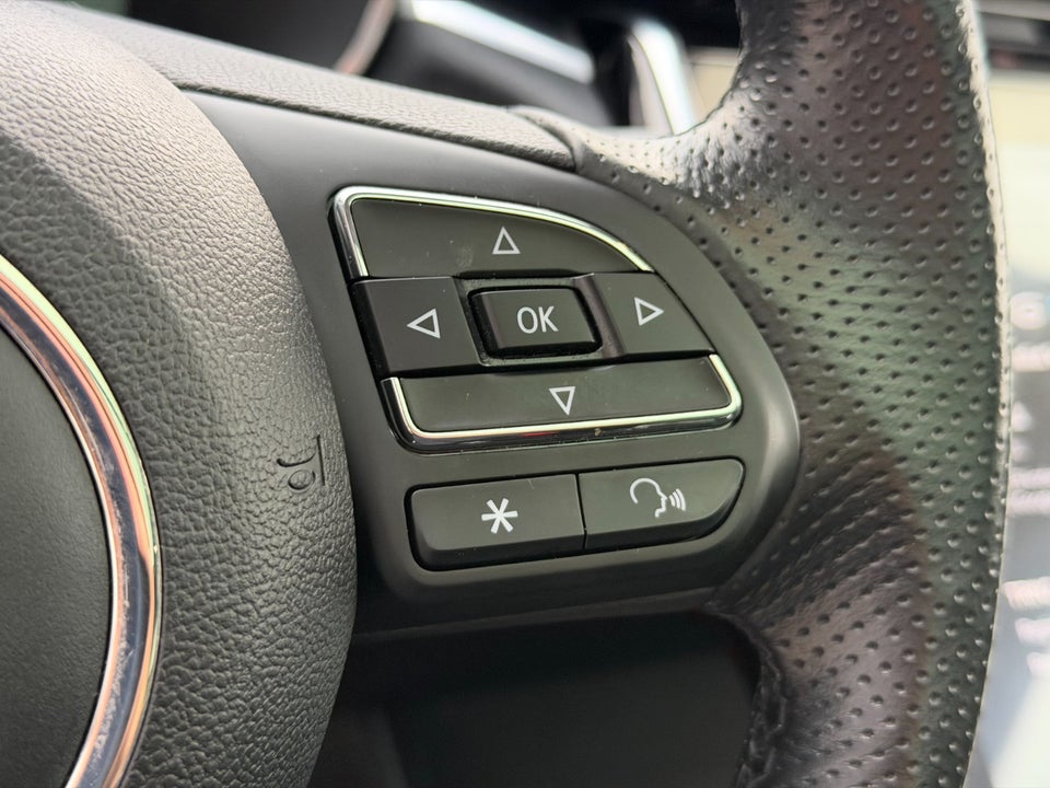 MG Marvel R Performance 5d