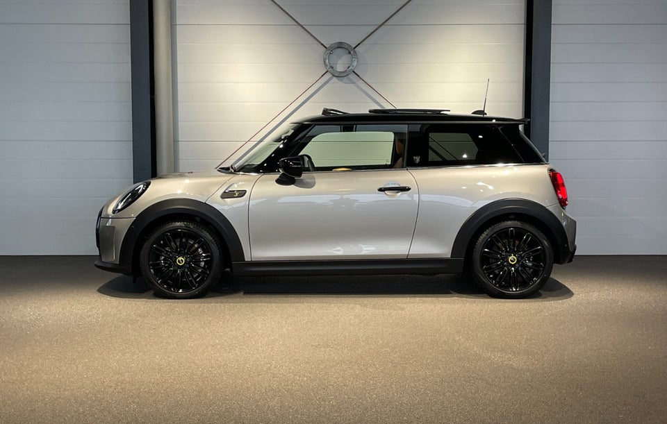 MINI Cooper SE Maximise 3d