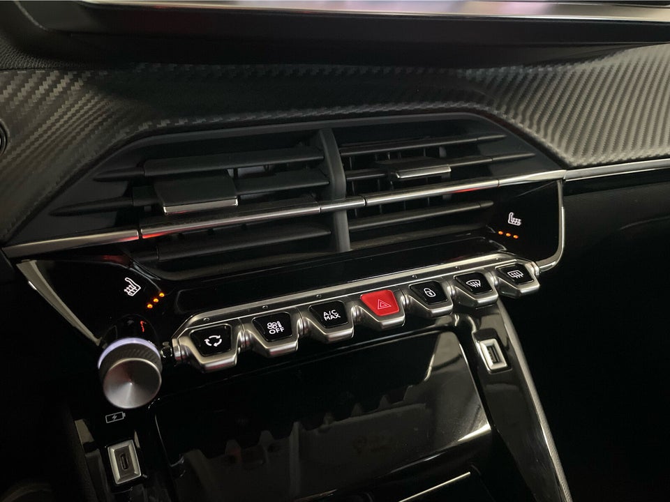 Peugeot 208 1,2 PureTech 100 Allure 5d