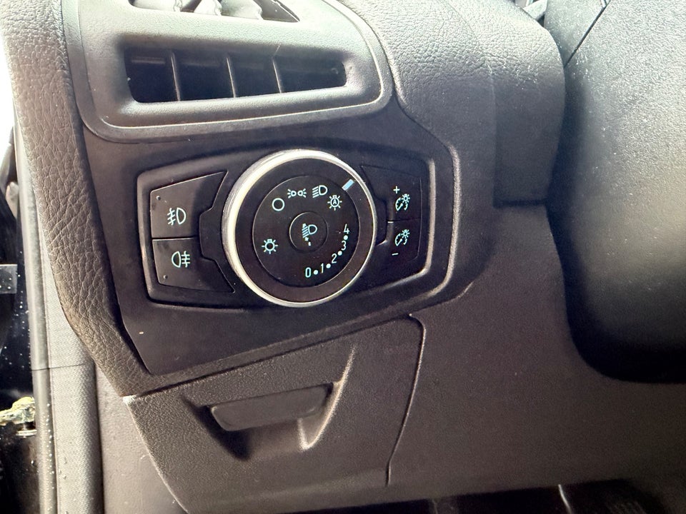 Ford Focus 1,0 SCTi 100 Trend stc. 5d