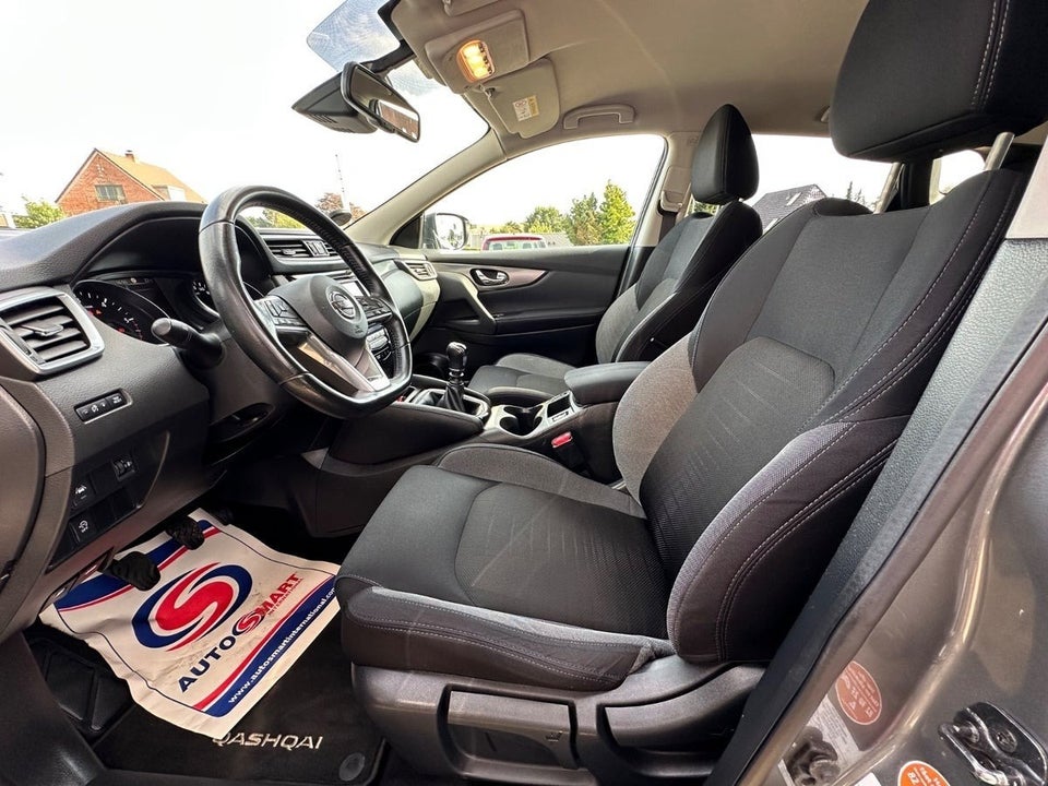 Nissan Qashqai 1,5 dCi 110 N-Connecta 5d