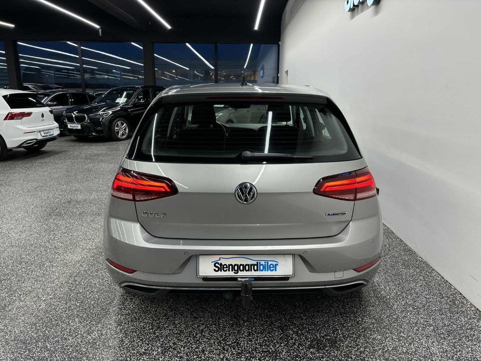 VW Golf VII 1,5 TSi 130 Comfortline DSG 5d