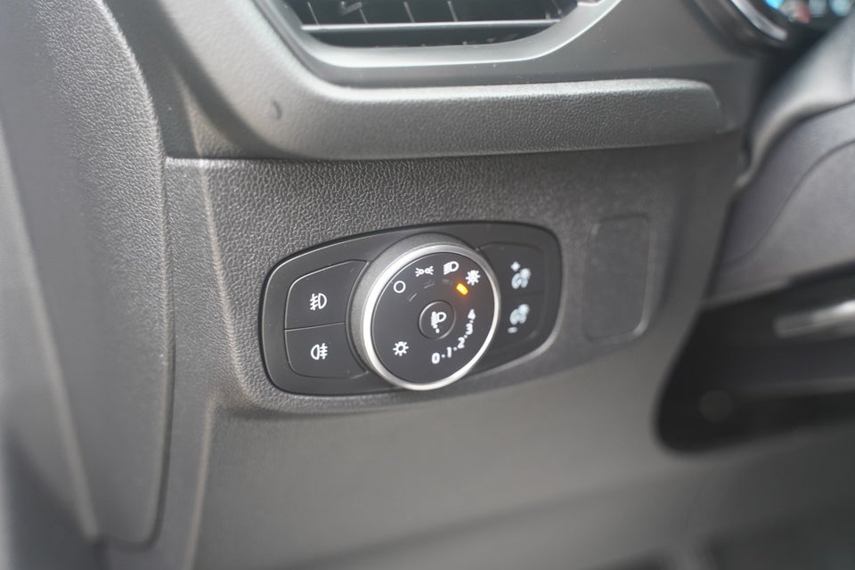 Ford Focus 1,0 EcoBoost mHEV Titanium stc. 5d