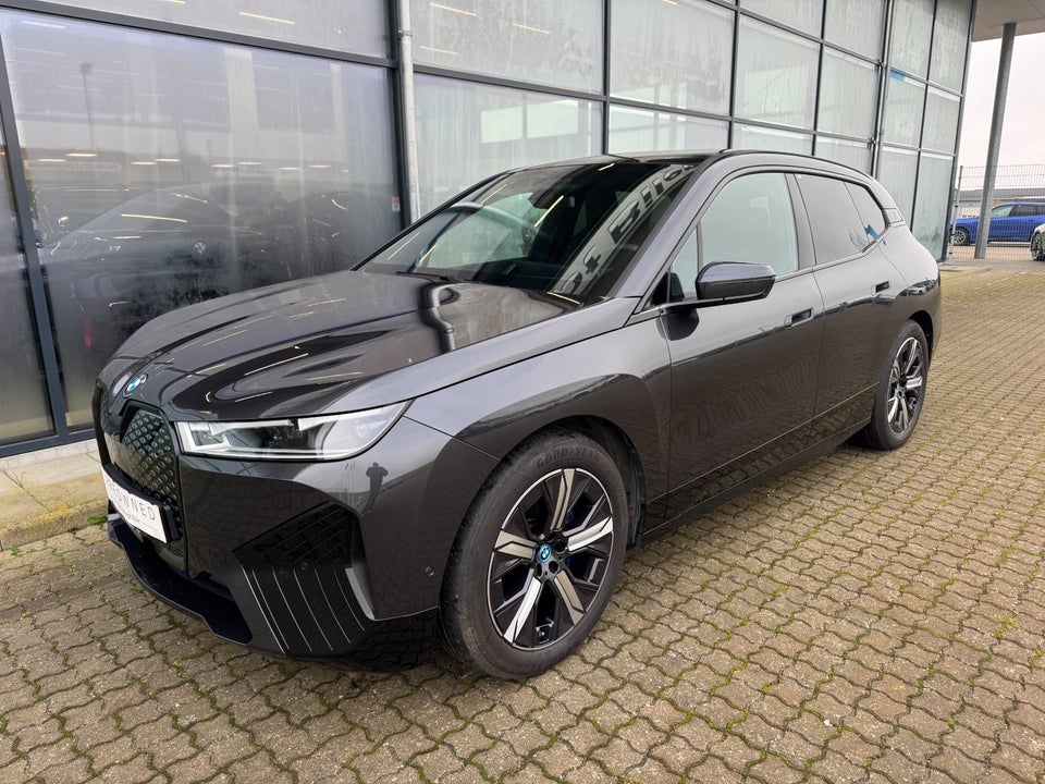 BMW iX xDrive50 Supercharged 5d