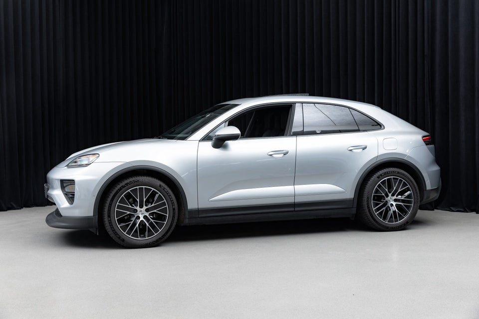 Porsche Macan 5d