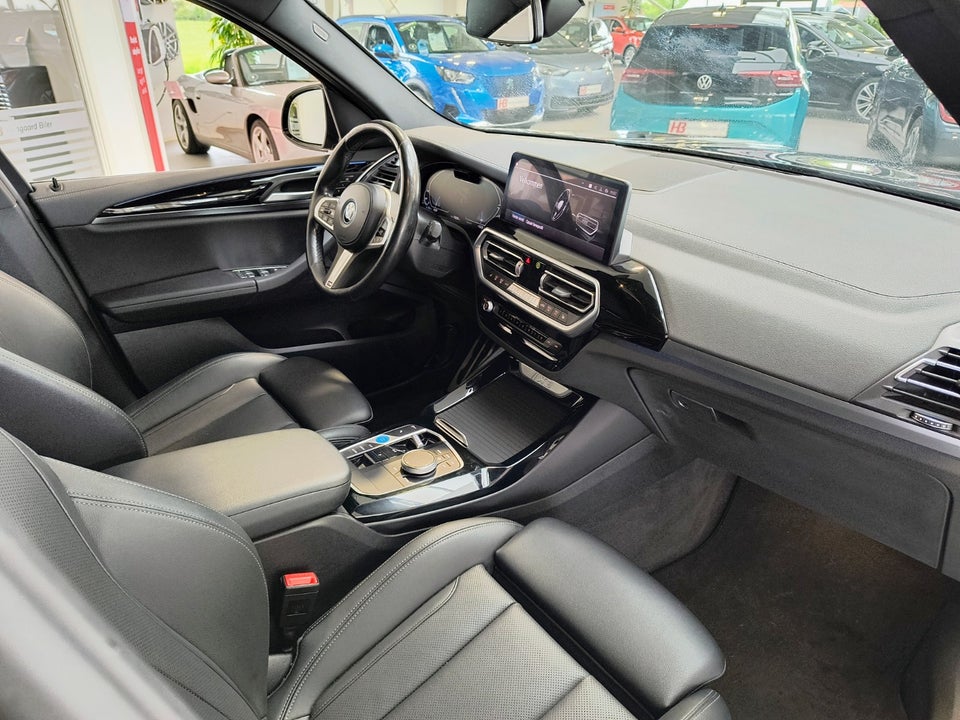 BMW iX3 Charged M-Sport 5d