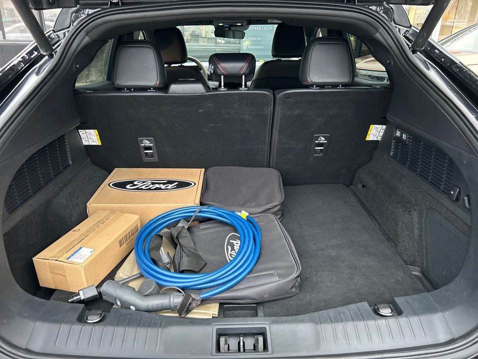 Ford Mustang Mach-E 98 Premium Extended Range 5d