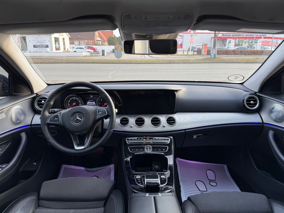 Mercedes E220 d 2,0 AMG Line aut. 4d