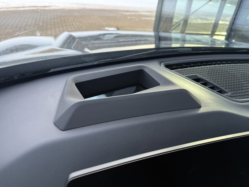 BMW iX1 xDrive30 Fully Charged M-Sport 5d