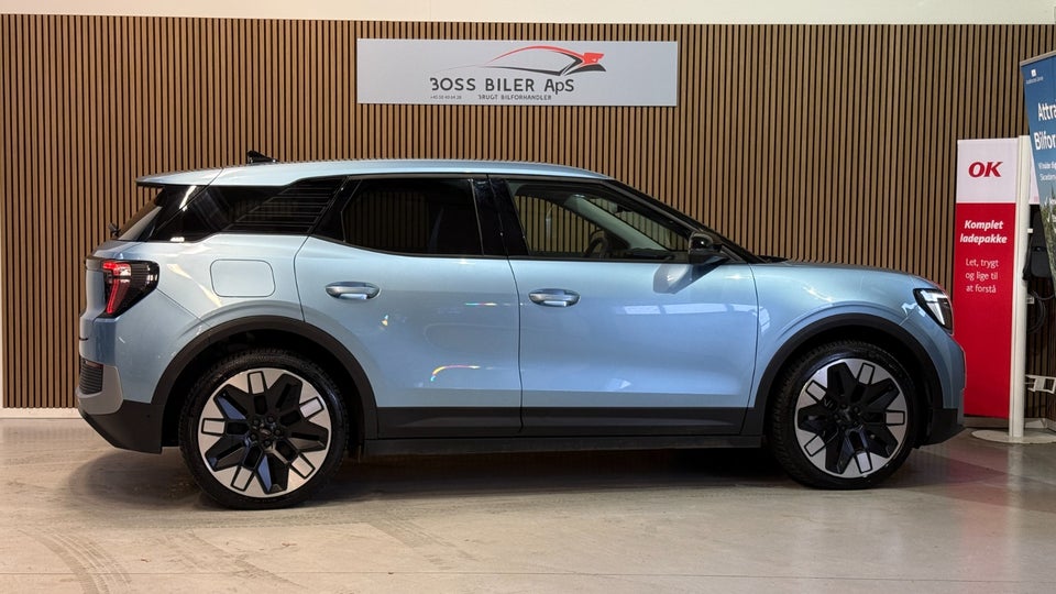 Ford Explorer 77 Premium Extended Range 5d