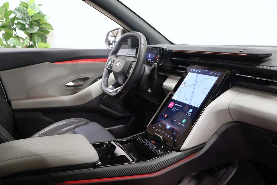 Ford Explorer 82 Premium Extended Range 5d