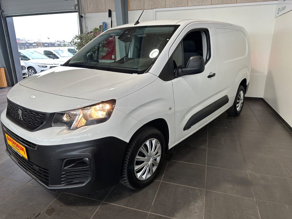 Peugeot Partner 1,5 BlueHDi 130 L2V2 Plus EAT8 Van