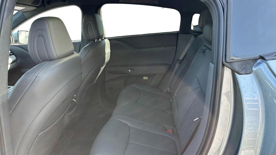 Xpeng G6 Performance 5d