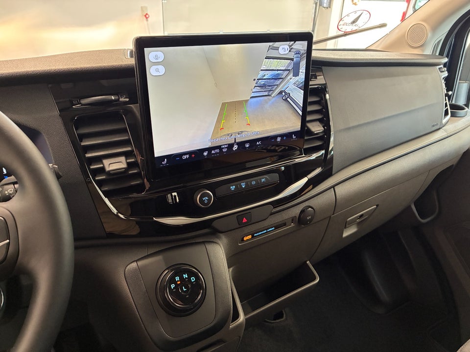 Ford E-Transit 350 L3 Kombi 68 Trend H3 RWD