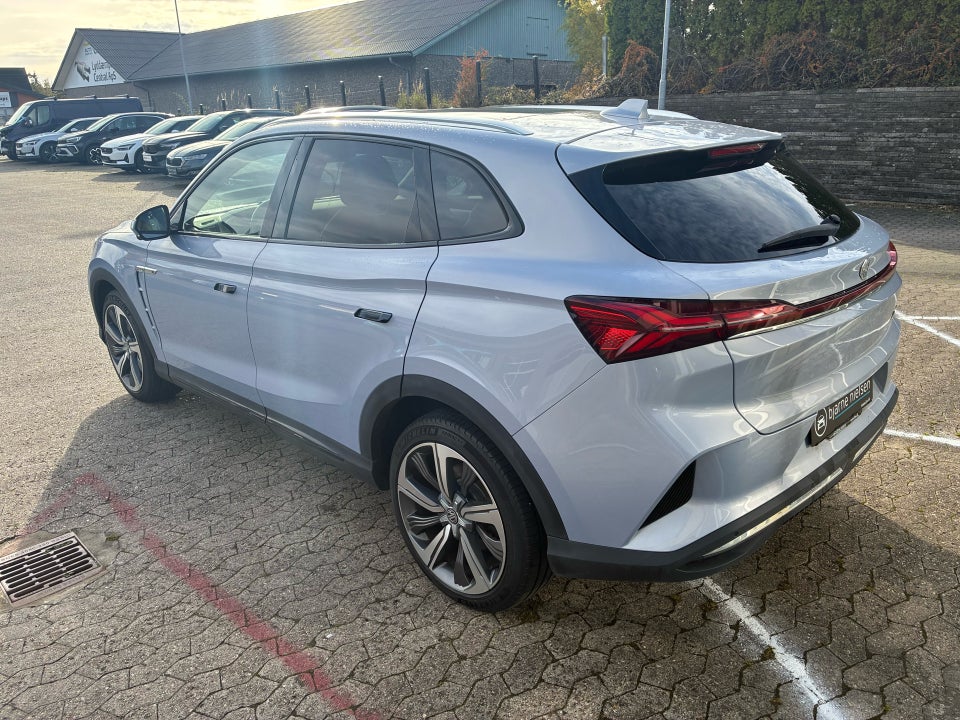 MG Marvel R Luxury 5d