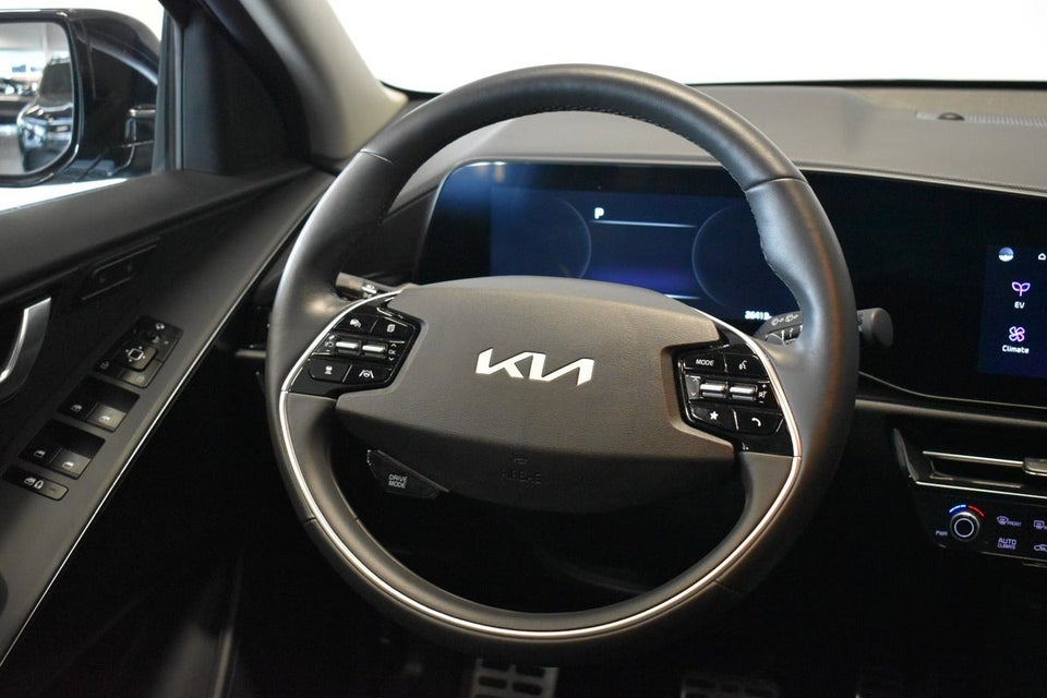 Kia Niro 64 EV Upgrade 5d