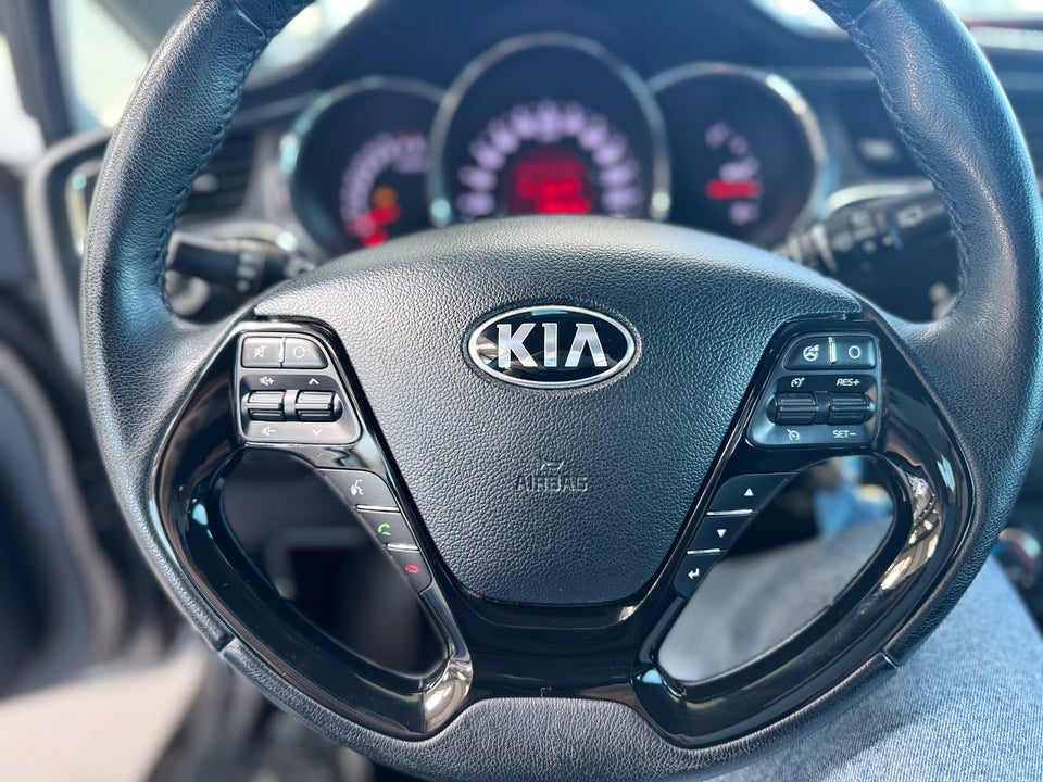 Kia Ceed 1,0 T-GDi Attraction SW 5d