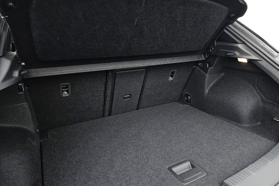 VW T-Roc 1,5 TSi 150 R-line Black Edition DSG 5d