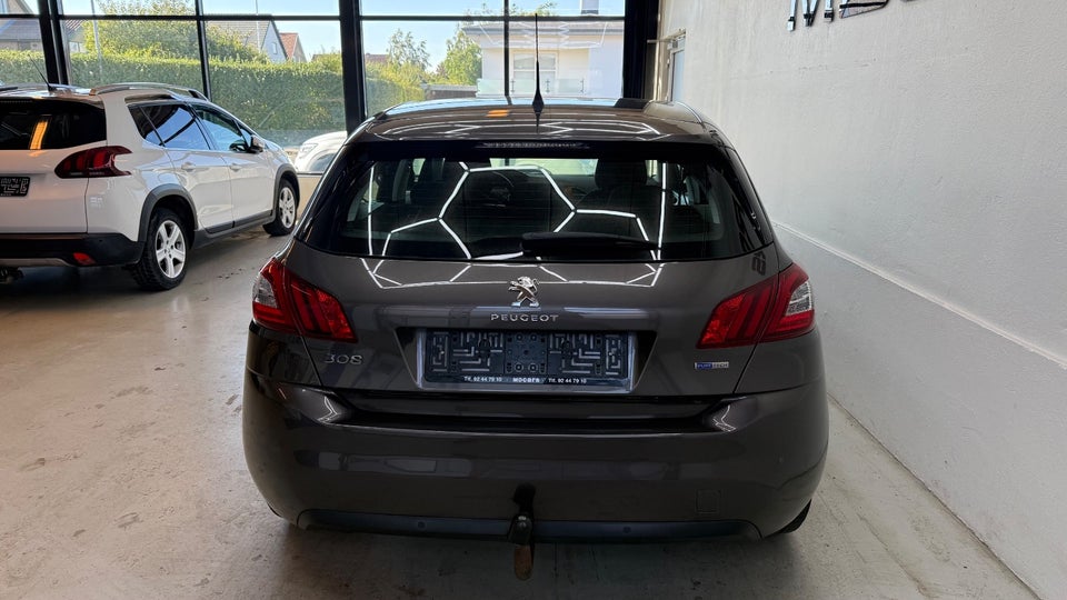 Peugeot 308 1,2 e-THP 130 Allure 5d