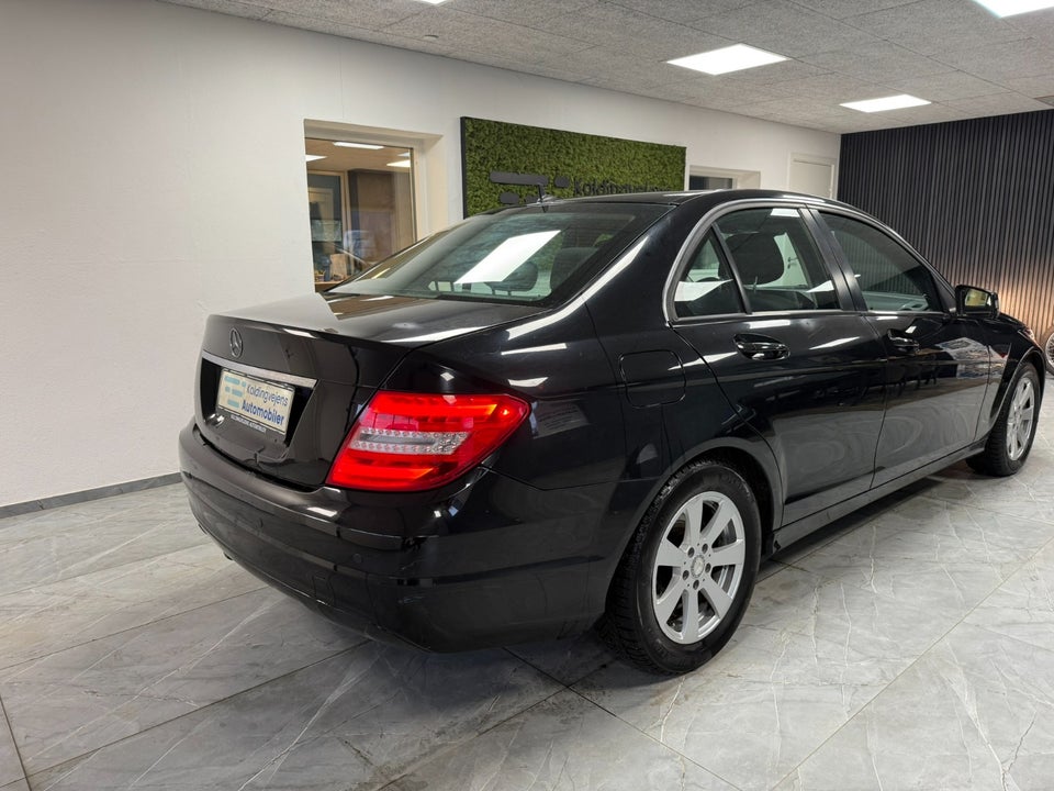 Mercedes C180 1,6 aut. BE 4d