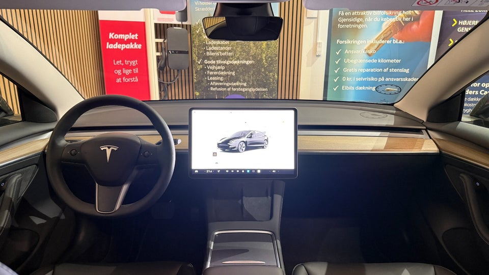 Tesla Model 3 Standard Range+ RWD 4d