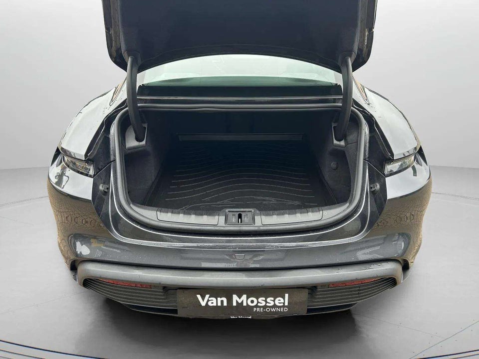 Porsche Taycan 4d