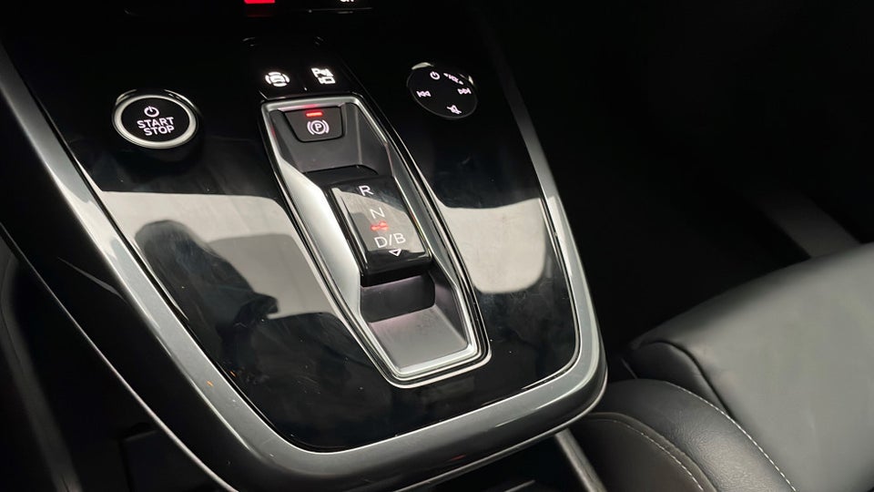 Audi Q4 e-tron 40 Attitude S-line 5d