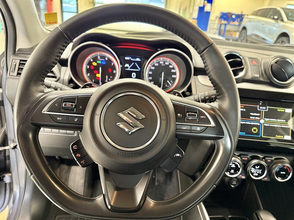 Suzuki Swift 1,2 mHybrid Exclusive CVT 5d