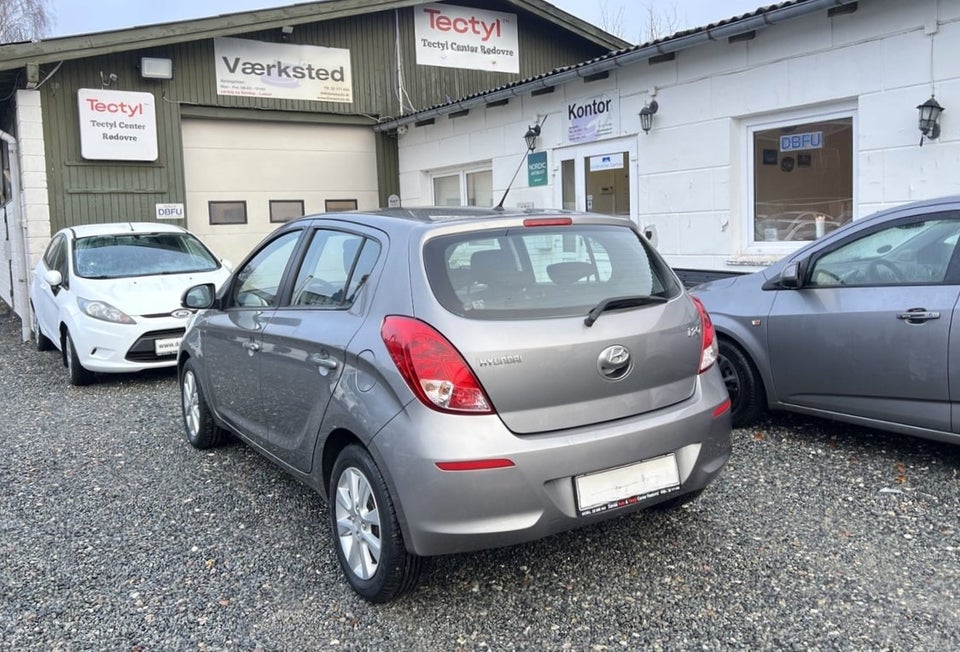 Hyundai i20 1,25 Classic XTR 5d