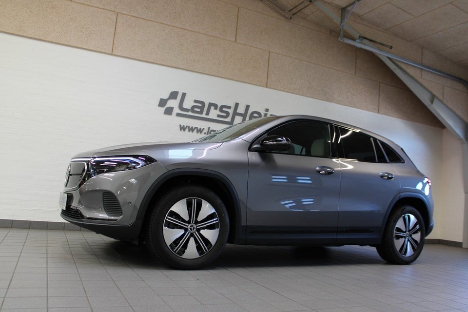 Mercedes EQA250+ Progressive 5d