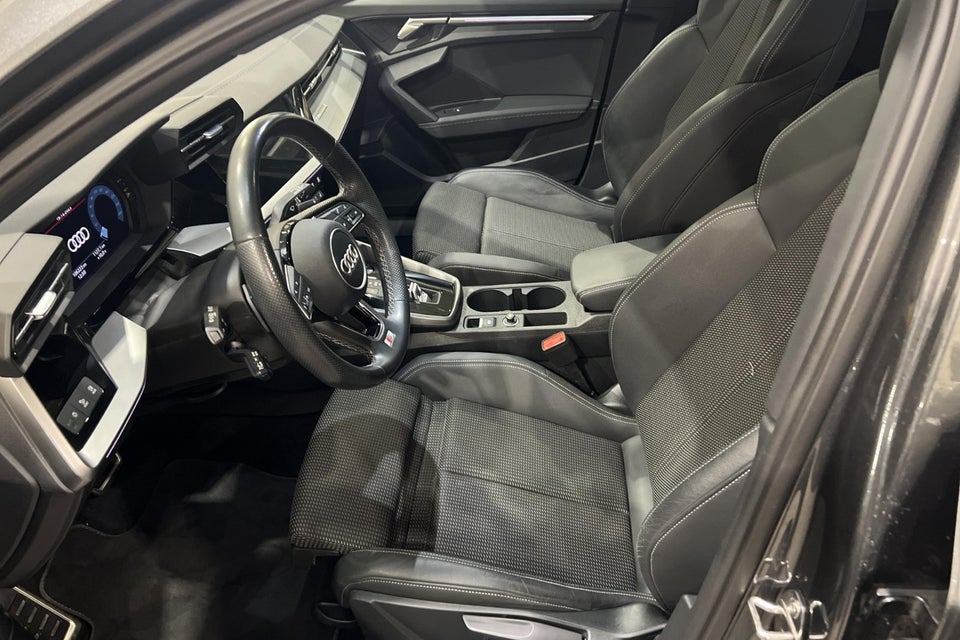 Audi A3 40 TFSi e S-line Sportback S-tr. 5d