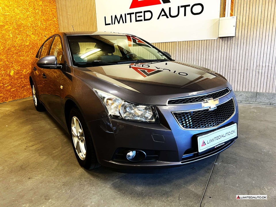 Chevrolet Cruze 2,0 VCDi 163 LS 4d