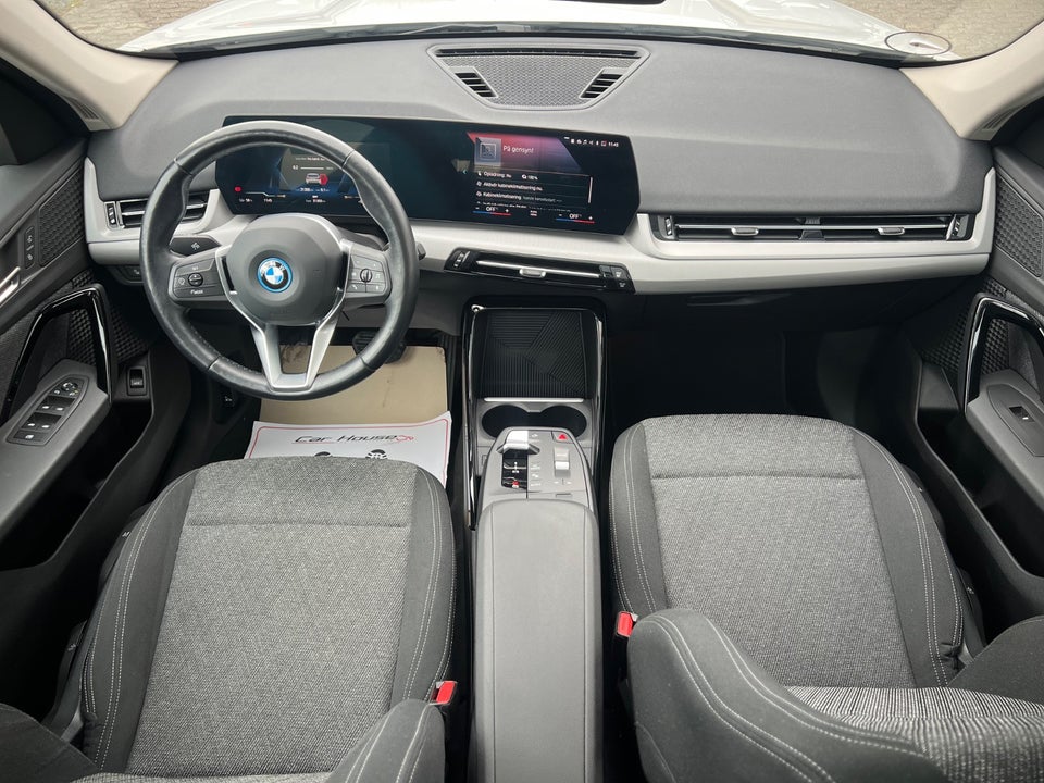 BMW iX1 xDrive30 X-Line 5d